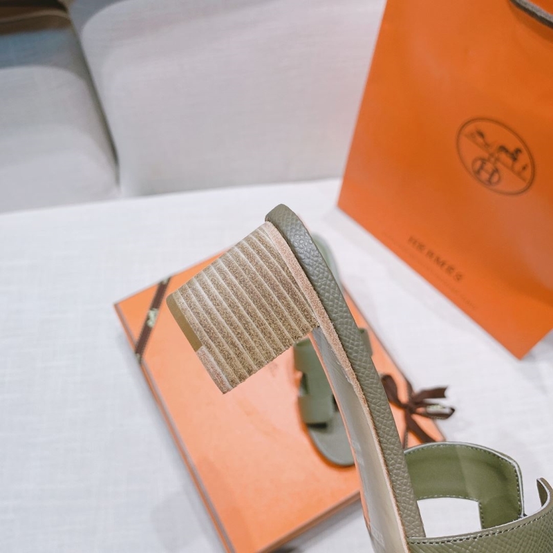 Hermes Slippers